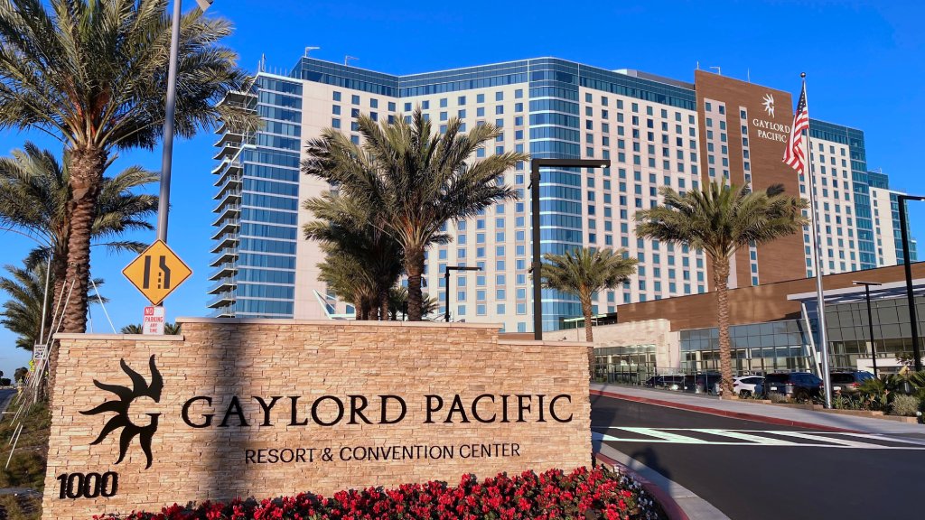 Gaylord Pacific Resort and Convention Center Entrance Chula Vista Bayfront San Diego.jpg